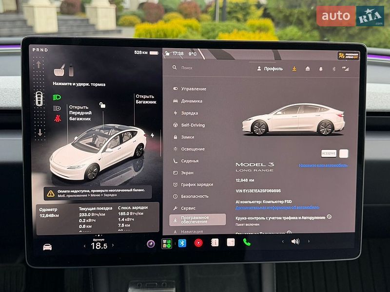 Седан Tesla Model 3 2025 в Стрию