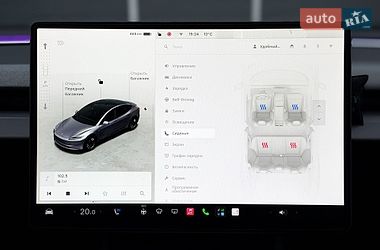 Седан Tesla Model 3 2024 в Києві