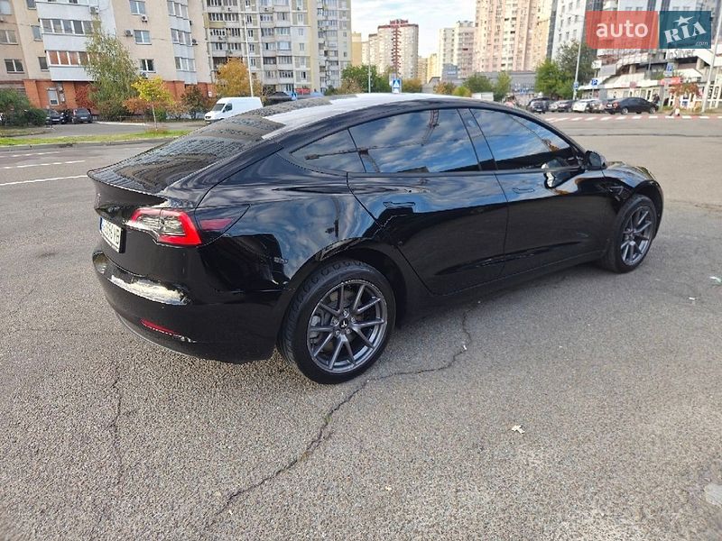 Седан Tesla Model 3 2021 в Киеве фото 4 Седан Tesla Model 3 2021 в Киеве