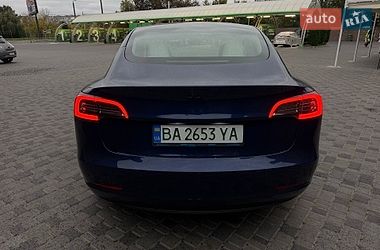 Седан Tesla Model 3 2023 в Кропивницком