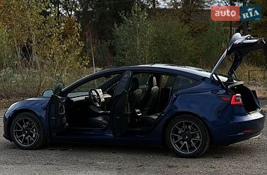 Седан Tesla Model 3 2021 в Ивано-Франковске фото 5 Седан Tesla Model 3 2021 в Ивано-Франковске