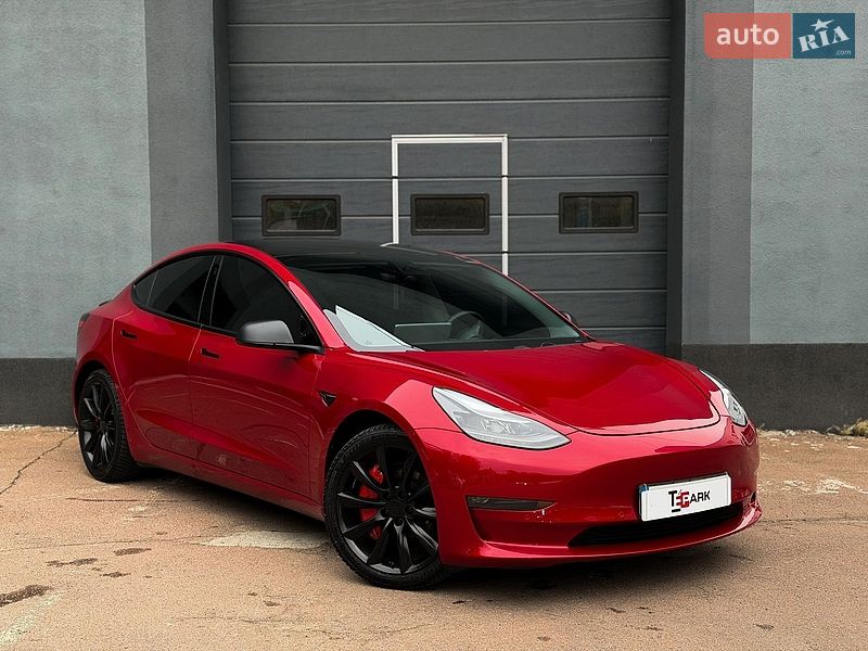 Седан Tesla Model 3 2021 в Киеве фото Седан Tesla Model 3 2021 в Киеве