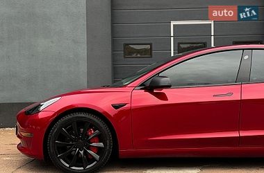 Седан Tesla Model 3 2021 в Киеве фото 5 Седан Tesla Model 3 2021 в Киеве