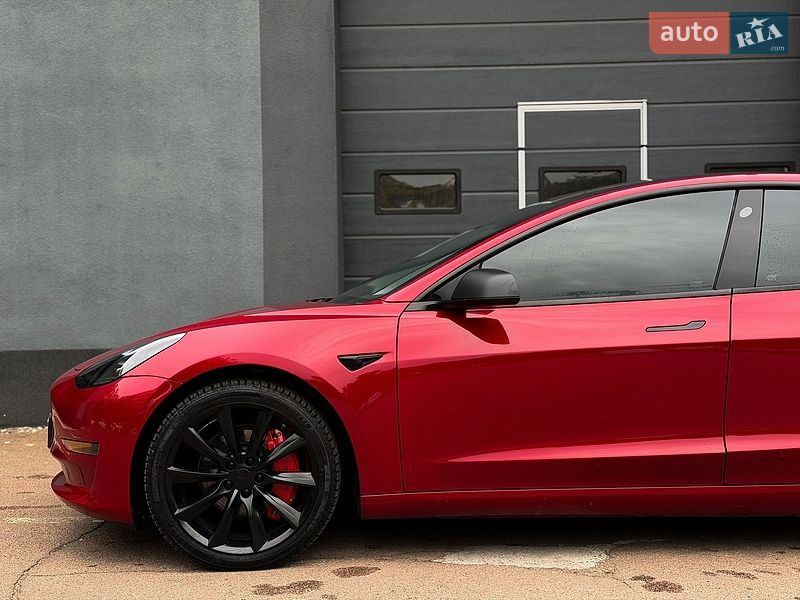 Седан Tesla Model 3 2021 в Киеве фото 5 Седан Tesla Model 3 2021 в Киеве
