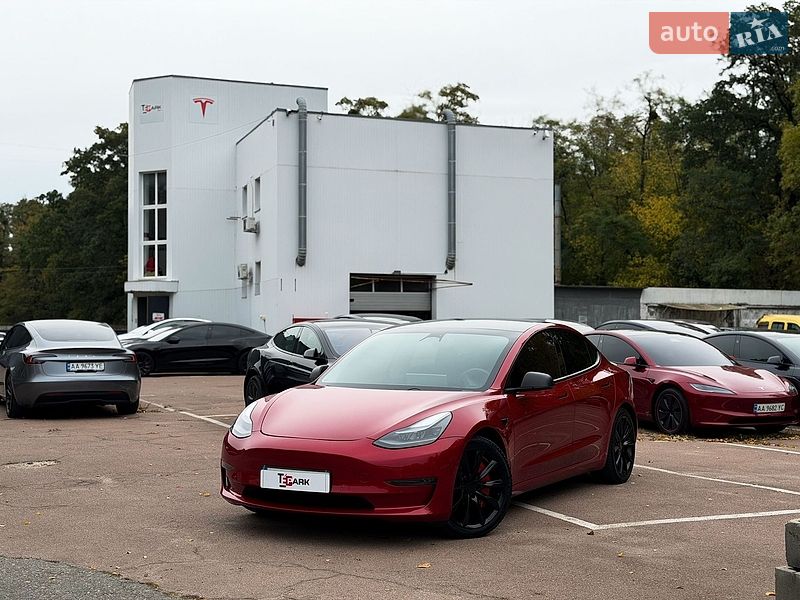 Седан Tesla Model 3 2021 в Киеве фото 2 Седан Tesla Model 3 2021 в Киеве