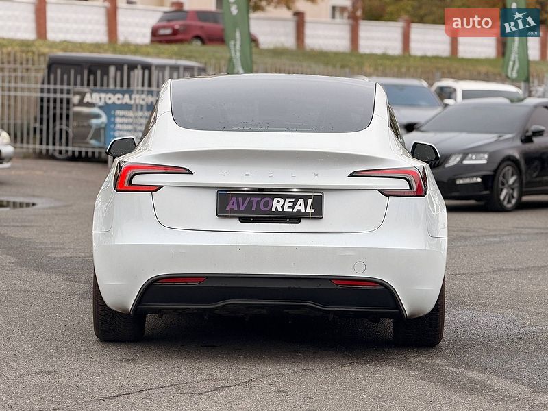 Седан Tesla Model 3 2025 в Кривому Розі фото 23 Седан Tesla Model 3 2025 в Кривому Розі