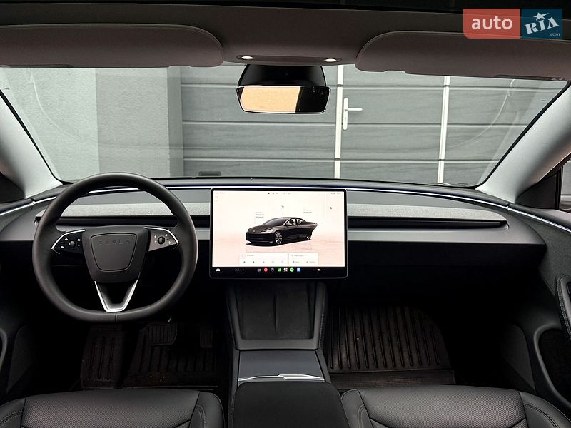 Седан Tesla Model 3 2024 в Киеве