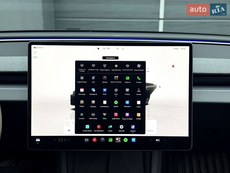Седан Tesla Model 3 2024 в Киеве