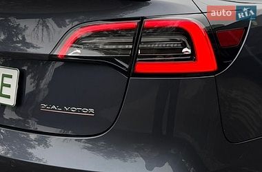 Седан Tesla Model 3 2021 в Запоріжжі