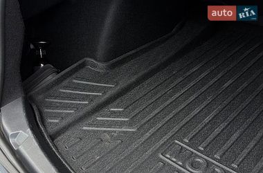 Седан Tesla Model 3 2021 в Запоріжжі