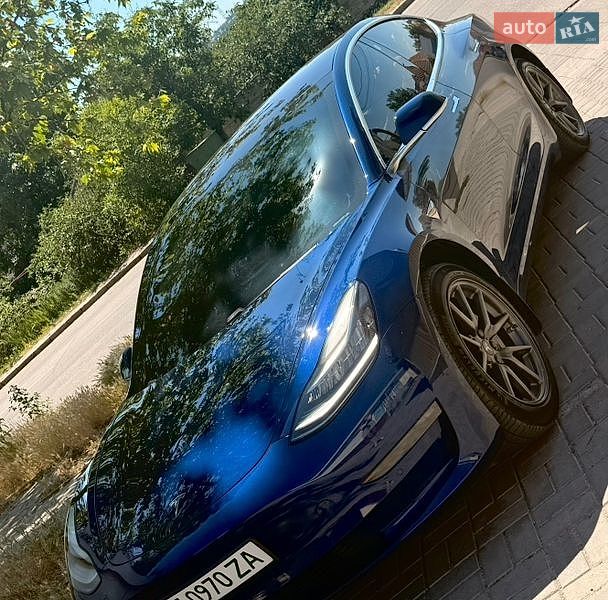 Седан Tesla Model 3 2018 в Николаеве Седан Tesla Model 3 2018 в Николаеве