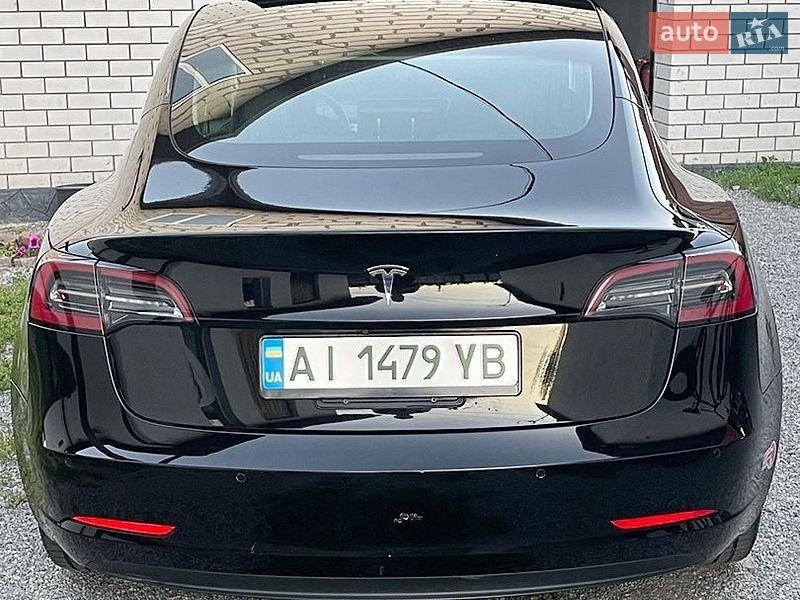 Седан Tesla Model 3 2020 в Самаре