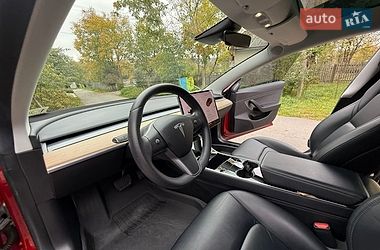 Седан Tesla Model 3 2019 в Трускавце