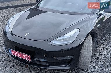 Седан Tesla Model 3 2018 в Луцьку