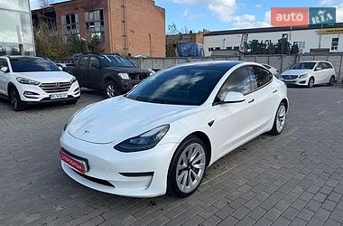 Седан Tesla Model 3 2021 в Полтаве
