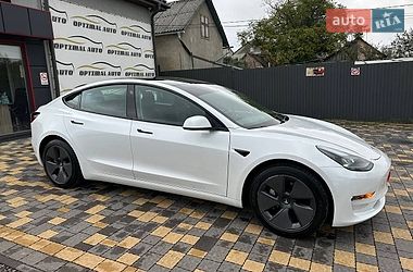 Седан Tesla Model 3 2023 в Львові