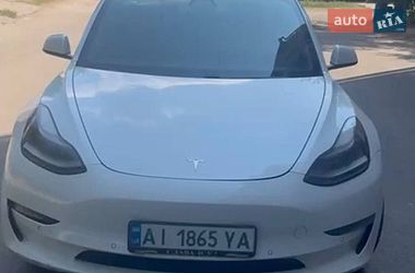 Седан Tesla Model 3 2021 в Кривому Розі