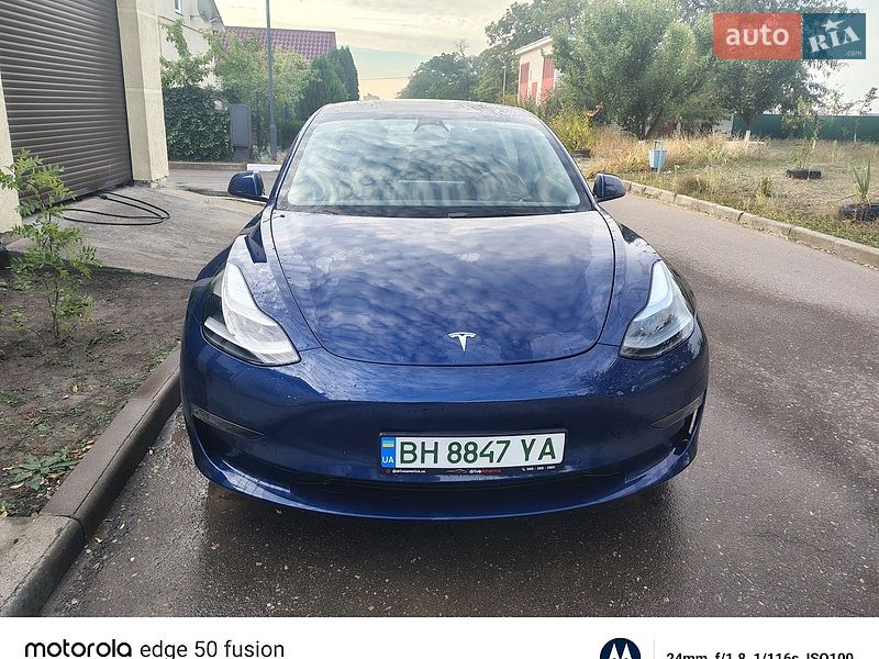 Седан Tesla Model 3 2021 в Одессе