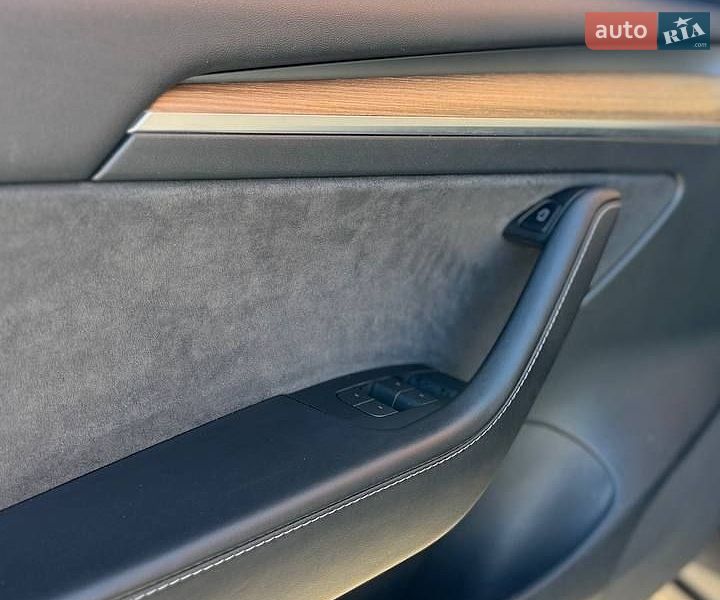 Седан Tesla Model 3 2023 в Полтаві фото 10 Седан Tesla Model 3 2023 в Полтаві