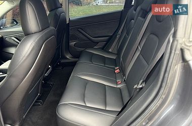 Седан Tesla Model 3 2019 в Тернополе