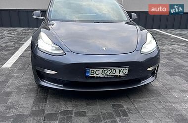 Седан Tesla Model 3 2018 в Рівному