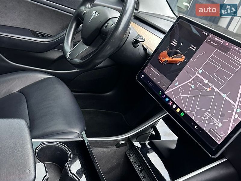 Седан Tesla Model 3 2018 в Рівному