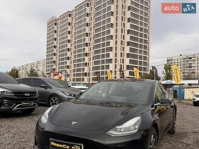 Tesla Model 3 2019 Tesla Model 3 2019