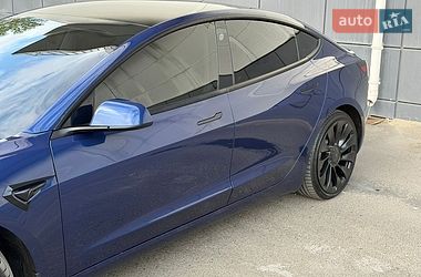 Седан Tesla Model 3 2023 в Одессе