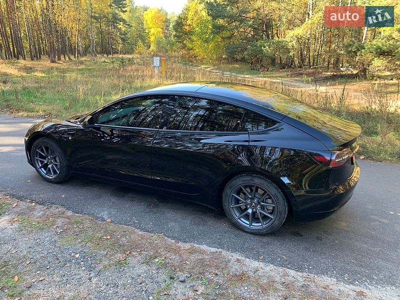 Седан Tesla Model 3 2022 в Киеве фото 8 Седан Tesla Model 3 2022 в Киеве