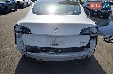 Седан Tesla Model 3 2018 в Одесі