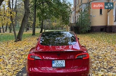 Седан Tesla Model 3 2021 в Чернігові