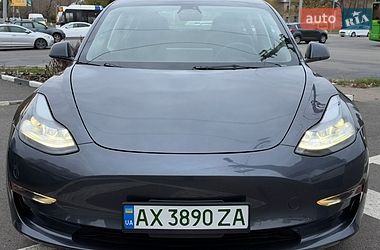 Седан Tesla Model 3 2023 в Харкові