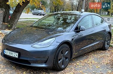 Седан Tesla Model 3 2023 в Харкові