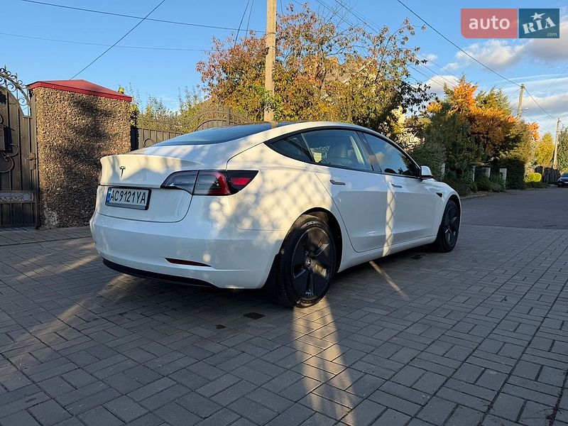 Седан Tesla Model 3 2023 в Нововолынске фото 9 Седан Tesla Model 3 2023 в Нововолынске