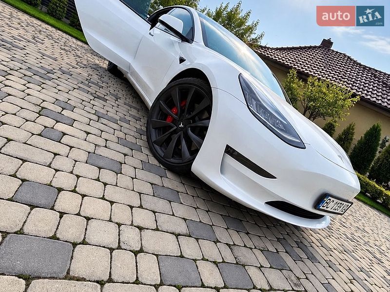Tesla Model 3 2020 Tesla Model 3 2020