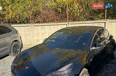 tesla model-3 2019 в Львов от профессионального продавца Віталік Груба