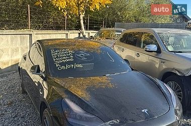 Седан Tesla Model 3 2019 в Львові фото 3 Седан Tesla Model 3 2019 в Львові