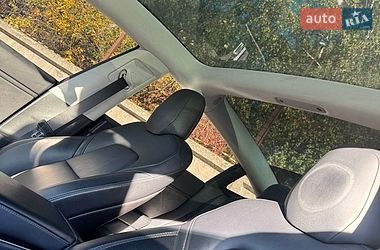 Седан Tesla Model 3 2019 в Львові фото 14 Седан Tesla Model 3 2019 в Львові