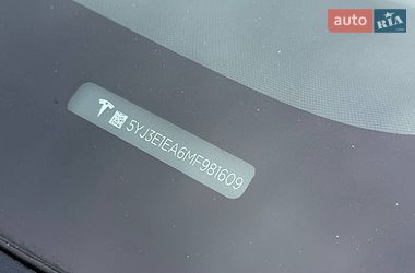 Седан Tesla Model 3 2021 в Рівному