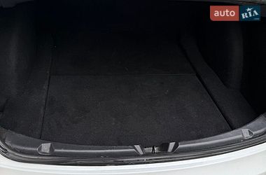 Седан Tesla Model 3 2019 в Одесі