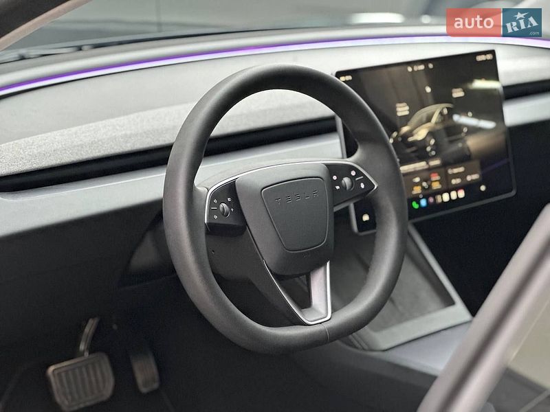 Седан Tesla Model 3 2024 в Одесі фото 12 Седан Tesla Model 3 2024 в Одесі