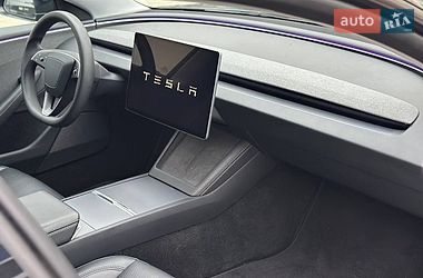 Седан Tesla Model 3 2024 в Одесі фото 14 Седан Tesla Model 3 2024 в Одесі