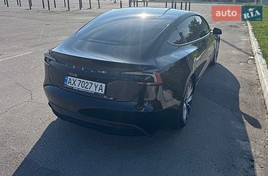 Седан Tesla Model 3 2025 в Харькове