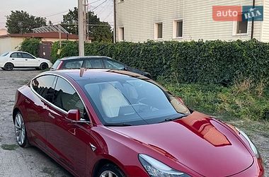 Седан Tesla Model 3 2018 в Миколаєві