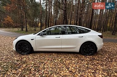 Седан Tesla Model 3 2022 в Бучі фото 4 Седан Tesla Model 3 2022 в Бучі