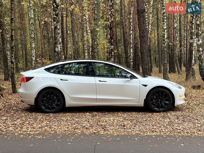 Седан Tesla Model 3 2022 в Бучі фото 6 Седан Tesla Model 3 2022 в Бучі