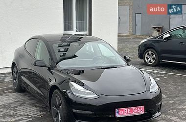tesla model-3 2023 в Дубно від професійного продавця Артур Віталійович Загайний