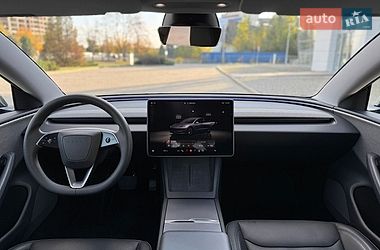 Седан Tesla Model 3 2024 в Дніпрі