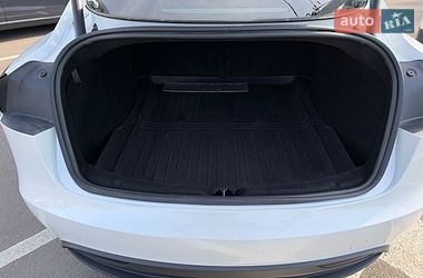 Седан Tesla Model 3 2025 в Харкові фото 15 Седан Tesla Model 3 2025 в Харкові
