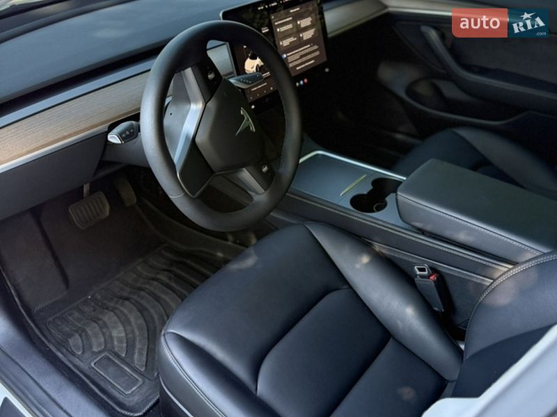 Седан Tesla Model 3 2022 в Одессе фото 15 Седан Tesla Model 3 2022 в Одессе